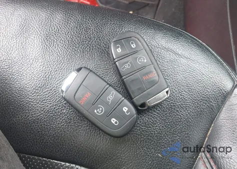 2018 Jeep Compass Trailhawk 4X4 from USA, damaged, VIN 3C4NJDDB6JT114501